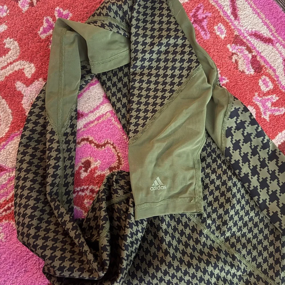 Adidas x Ivy Park Olive Houndstooth Leggings - Picture 4 of 4